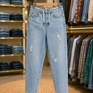 Men’s Street Style Light Wash Denim Jeans – Distressed Relaxed Fit